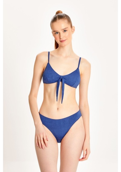 Too Salty Swimwear Kadın Mavi Kot Görünümlü Önden Bağlama Detaylı Fiyonklu Geniş Üçgen Bikini Takımı 24s119st Renkli Too Salty Swimwear Kadın Mavi Kot Görünümlü Önden Bağlama Detaylı Fiyonklu Geniş Üçgen Bikini Takımı 24s119st Renkli