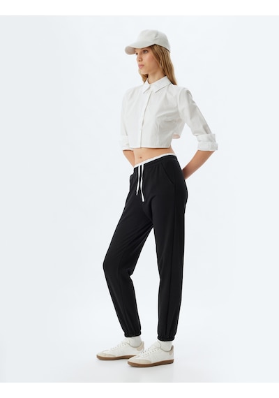 Koton Jogger Eşofman Altı Çift Bel Detaylı Bağcıklı Şardonlu Cepli Rahat Kalıp Siyah 5wal40066ık Siyah Koton Jogger Eşofman Altı Çift Bel Detaylı Bağcıklı Şardonlu Cepli Rahat Kalıp Siyah 5wal40066ık Siyah