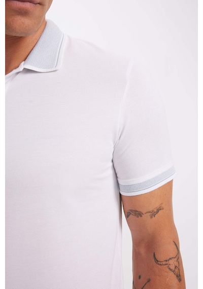 Defacto Slim Fit Dar Kesim Polo Yaka Kısa Kollu Pamuklu Tişört D0033AXNS Beyaz