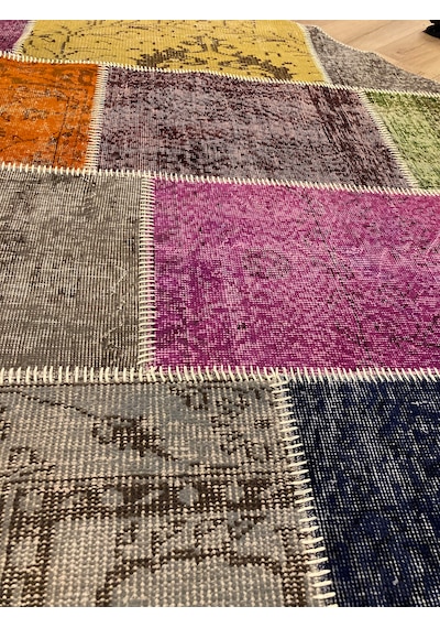 Tuğra Halı El Dokuma Patchwork Yün Halı 160 X 230 Ebat Tuğra Halı El Dokuma Patchwork Yün Halı 160 X 230 Ebat