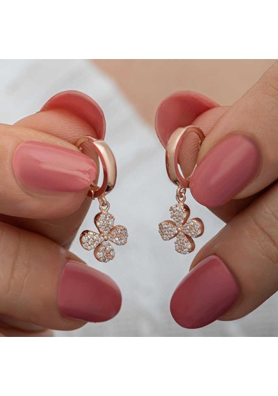 Gümüş Rose Sallantılı Yonca Kadın Küpe Gümüş
