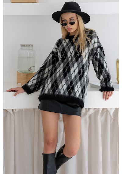 Noa & Noa Kadın Oversize Sardonlu Tiftik Kazak Yumoş Dokulu & Desenli Siyah
