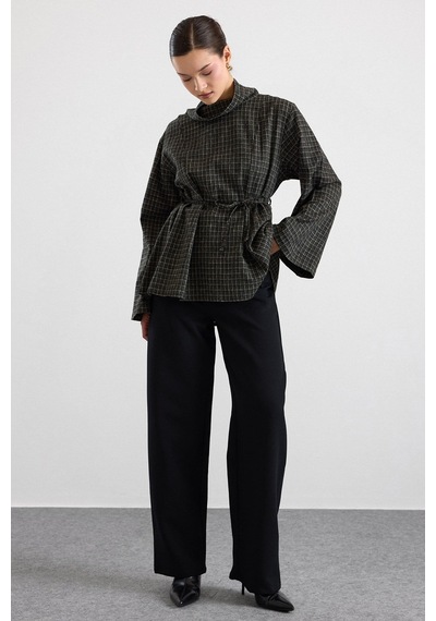 Olcay Degaje Yaka Oversize Kareli Bluz Haki 9839