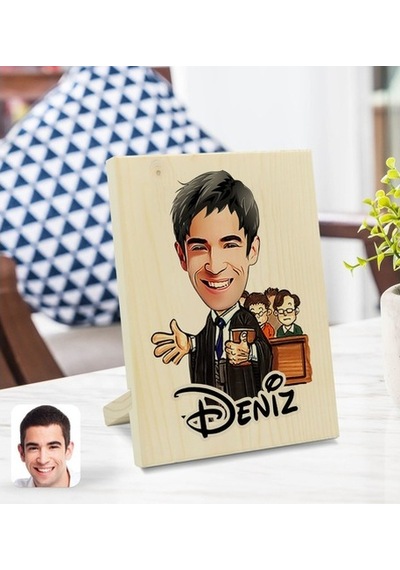 Kişiye Özel Isimli Erkek Avukat Karikatürlü Dekoratif Ahşap Çerçe (539593022)
