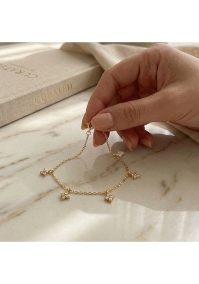 925 Ayar Gümüş Gold Minimal Çiçek Bileklik Altın