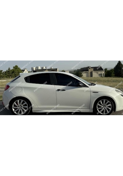 Alfa Romeo Giulietta Yan Marşpiyel Takımı Sağ-sol