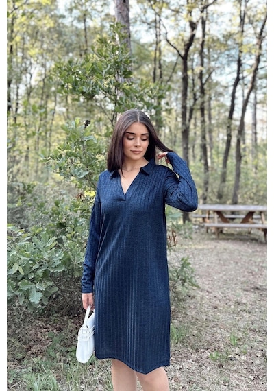 WeShaya Kadın Lacivert Polo Yaka, Kendinden Desenli, Basic Kalıp, Uzun Kollu Midi Triko Elbise Lacivert WeShaya Kadın Lacivert Polo Yaka, Kendinden Desenli, Basic Kalıp, Uzun Kollu Midi Triko Elbise Lacivert