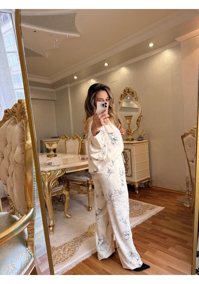 İlayla Desenli Premium Beyaz Takım