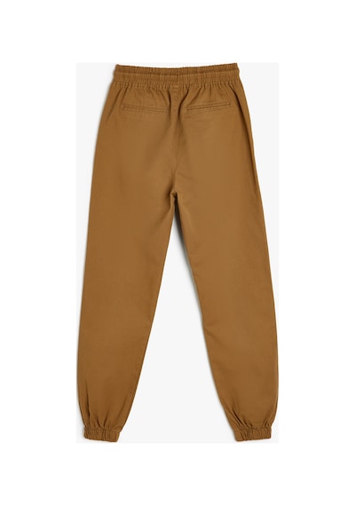 Koton Erkek Çocuk Beli Bağlamalı Cep Detaylı Pamuklu Jogger Pantolon Camel