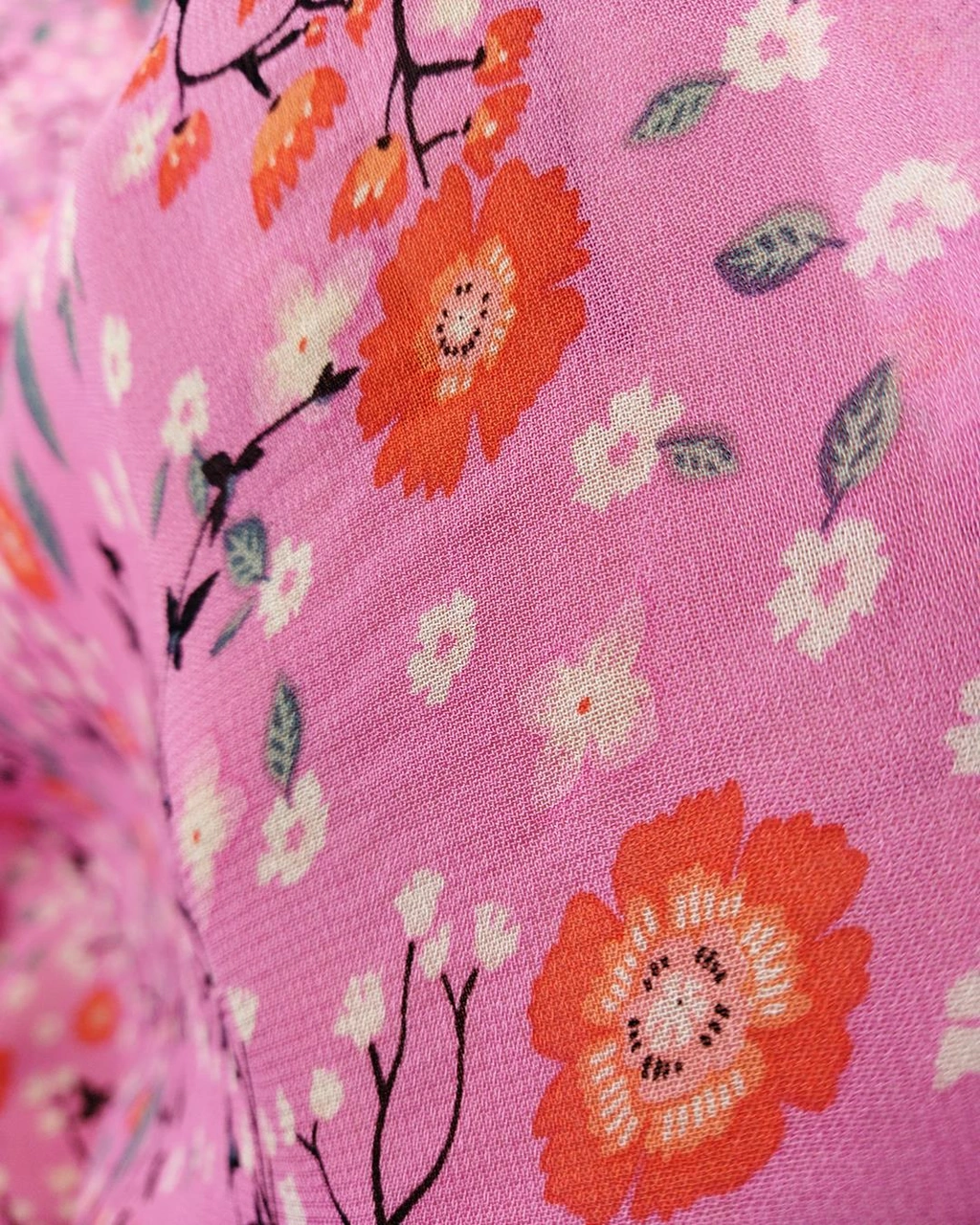 Şifon Japon Çiçeği Desenli Fuşya Pembe Mor Renklerde En: 140 Cm-1431 Renkli