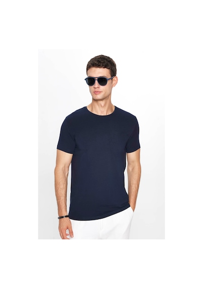 Tudors Erkek Slim Fit Dar Kesim Pamuklu Yumuşak Dokulu Esnek Kumaş Düz Basic Lacivert Bisiklet Yaka Tişört-31552-lacivert Lacivert
