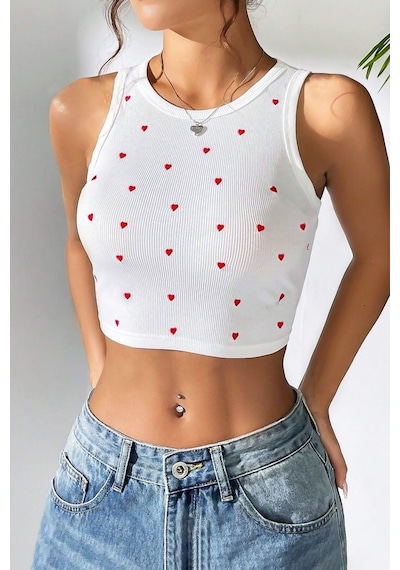 Bella Notte Mini Kalp Baskılı Model Crop Beyaz