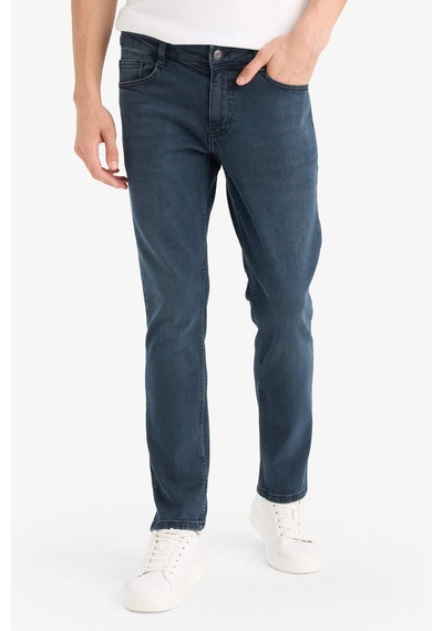 Defacto Pedro Slim Fit Lacivert Erkek Jean Pantolon R8791az/nm83 Lacivert