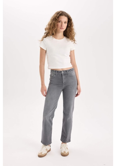 DeFacto Comfort Straight Yüksek Bel Bilek Boy Jean Yıkamalı Pantolon E3413AXNSNM36