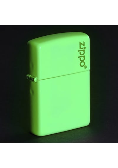 Zippo Glow In Dark Zippo Logo Çakmak - 49193ZL-087043