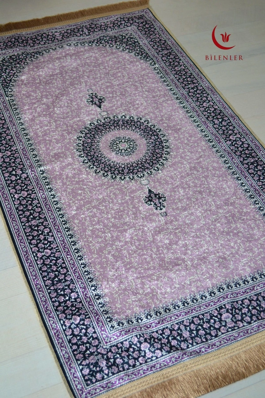 Çantalı Seccade - 70x110 Cm - İnce Ve Taşınabilir - Şık Ve Desenli Tasarım Mor
