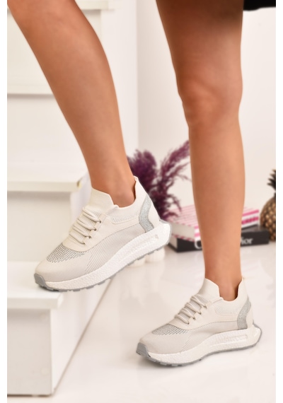 Kadın Kalın Tabanlı Taş Detaylı Sneaker Spor Ayakkabı Beyaz