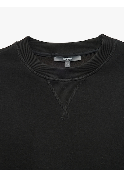 Koton Bisiklet Yaka Dikiş Detaylı Şardonlu Pamuk Karışımlı Basic Sweatshirt Siyah 5sam70045mk Siyah Koton Bisiklet Yaka Dikiş Detaylı Şardonlu Pamuk Karışımlı Basic Sweatshirt Siyah 5sam70045mk Siyah