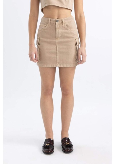 Defacto Coool Kargo Fit Gabardin Yıkamalı Soluk Efektli Mini Etek C4456AX24SPBG387 Bej