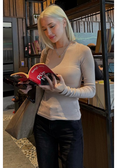 Seeh Koyu Bej Kayık Yaka Uzun Kollu Body Sh322