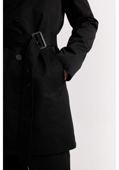 DeFacto Slim Fit Dar Kesim Düğmeli Kemerli Trençkot D5528AX25SPBK27 DeFacto Slim Fit Dar Kesim Düğmeli Kemerli Trençkot D5528AX25SPBK27