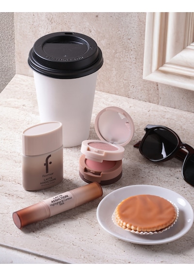 Flormar Latte 3 Katlı Allık & Aydınlatıcı & Bronzer Paleti 002mystrydrıp