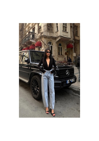 Modanida Kadın Açık Mavi Jean Kot Pantolon Yüksek Bel Yıkamalı Mom Jeans Kot Pantolon Mavi Mavi Modanida Kadın Açık Mavi Jean Kot Pantolon Yüksek Bel Yıkamalı Mom Jeans Kot Pantolon Mavi Mavi