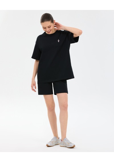 Skechers W Oversize Fit Graphic T-shirt Kadın Siyah Tshirt S2610052-3817