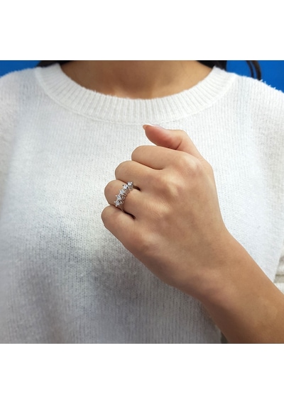Lova F Renk 0,55 Karat Pırlanta Beştaş Yüzük - IDL Sertifikalı