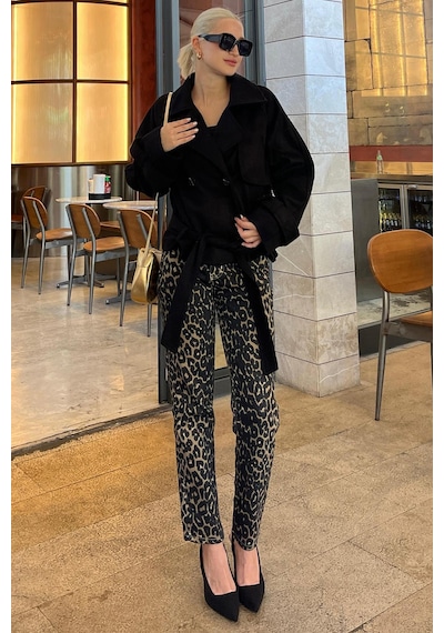 Madmext Siyah Düğmeli Kruvaze Yaka Kısa Kemerli Ceket Mg2174 Siyah