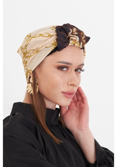 Hürrem Bone Bej Pratik Hazır Geçmeli Tesettür Bone Kesik Elyaf Retro Desenli 2409 12 Bej Hürrem Bone Bej Pratik Hazır Geçmeli Tesettür Bone Kesik Elyaf Retro Desenli 2409 12 Bej