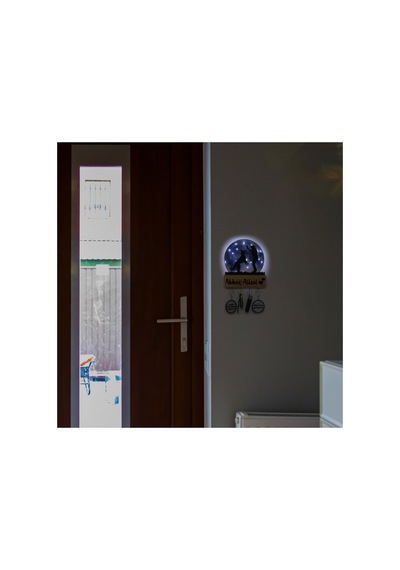 Led Işıklı Pleksi Dolunay Kişiselleştirilebilir Biblo Ruth Köpekle Oynayan Adam Anahtar Askılığı Mavi - 737330689 Mavi
