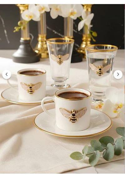 Regna Home Queen Bee 2 Kişilik Dekorlu Kahve Yanı Su Bardaklı Kadehli 6 Parça Kahve Fincan Takımı Beyaz - Gold