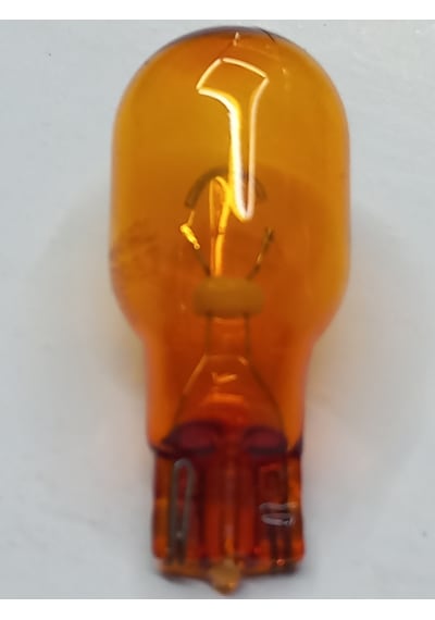 T15 12V  16W Oto Sinyal Ampul 12V T15 Tip
