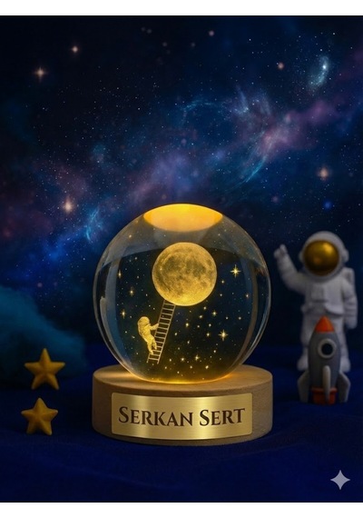 İsime Kişiye Özel Ledli Usb Ahşap Standlı Merdivenle Aya Çıkan Astronot Temalı Küre Oda Gece Lambası