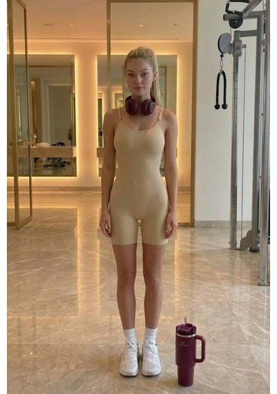 Kadın Havuz Yaka Esnek Ten Dikişsiz Body