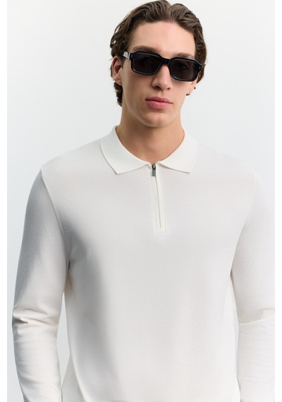 Avva Erkek Ekru Polo Yaka Fermuarlı Rayon Tüylenmeyen Basic Triko Regular Fit Kazak B005150