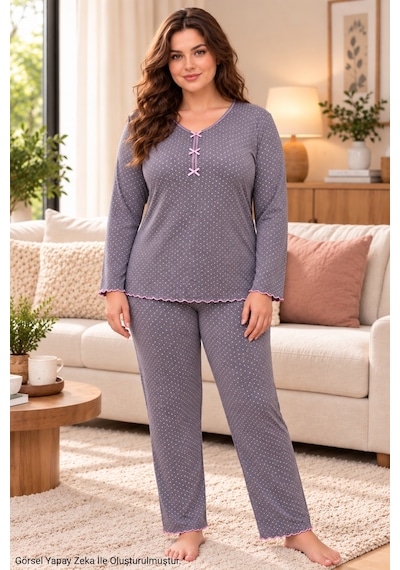Seboteks Mevsimlik İnce Kumaş Puantiyeli Uzun Kollu Büyük Beden Kadın Pijama Takımı 3157 Füme Seboteks Mevsimlik İnce Kumaş Puantiyeli Uzun Kollu Büyük Beden Kadın Pijama Takımı 3157 Füme