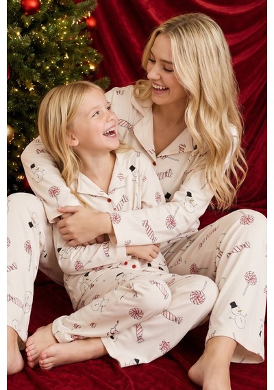 Siyah İnci Desenli Termal Kumaşlı Ultra Soft Yumuşak Düğmeli Örme Pijama Takımı 26226816 Krem Siyah İnci Desenli Termal Kumaşlı Ultra Soft Yumuşak Düğmeli Örme Pijama Takımı 26226816 Krem