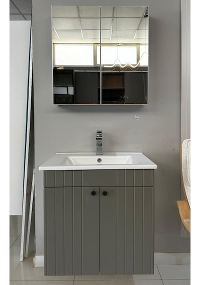 Banyo Dolabı Aynalı Cnc İşlemeli 65 Cm Gri Kulplu