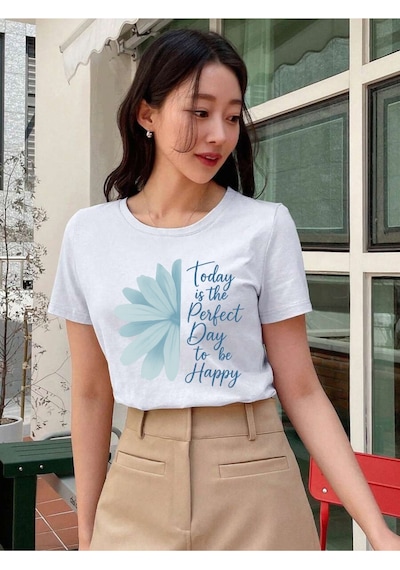 Uyguntarz Unisex Love Me More Baskılı Tasarım Tshirt Beyaz