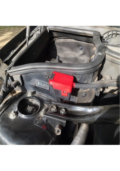 BMW (E46,E83) için Pozitif Akü Kapağı