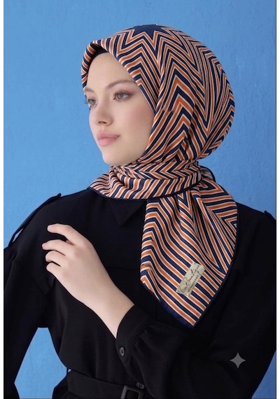 La Boutique Yaz Serinliği Güz Eşarp - 90 X 90 -2082-01 Lacivert