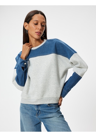 Koton Oversize Sweatshirt Renk Bloklu Bisiklet Yaka Fermuar Detaylı Şardonlu Kar Melanj 5wal10040ık Gri Melanj Koton Oversize Sweatshirt Renk Bloklu Bisiklet Yaka Fermuar Detaylı Şardonlu Kar Melanj 5wal10040ık Gri Melanj