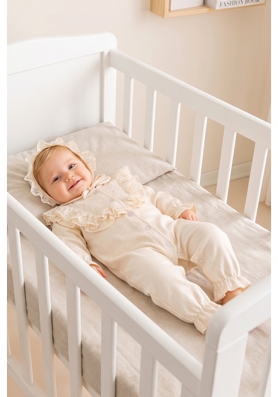 Babymod Güpürlü Şapkalı Bebe Yakalı 100% Pamuk Kız Bebek Tulum Ekru