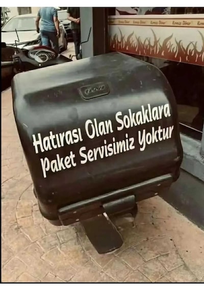 Hatırası Olan Sokaklara Paket Servisimiz Yoktur Motorsiklet Arkası Yazı Sticker