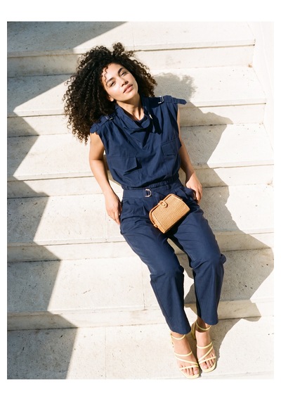 Fashion Cocktail Urban Metal Çift Tokalı Apoletli Büzgülü Bel Crop Dik Yaka Yüksek Bel Ve Kargo Cepli Baharlık Mevsimli Utilitarian Takım Lacivert Fashion Cocktail Urban Metal Çift Tokalı Apoletli Büzgülü Bel Crop Dik Yaka Yüksek Bel Ve Kargo Cepli Baharlık Mevsimli Utilitarian Takım Lacivert