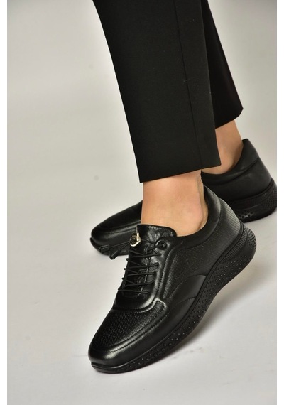Fox Shoes Y999255803 Siyah Hakiki Deri Kadın Spor Ayakkabı Sneakers Siyah