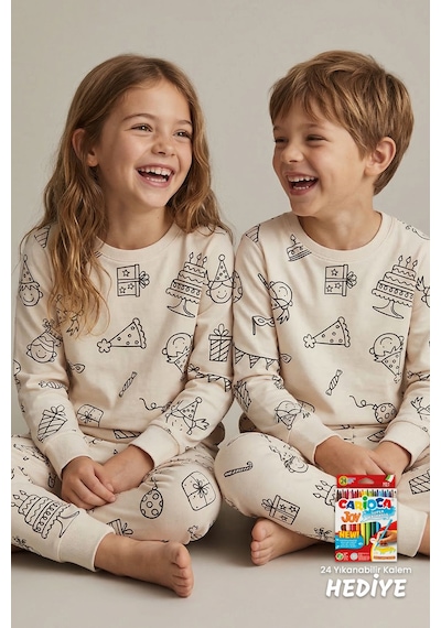Zuzunga Boyanabilir Doğum Günü Temalı Çocuk Pijama Takımı Yıkanabilir 24-lü Kalem Hediyeli Ekru