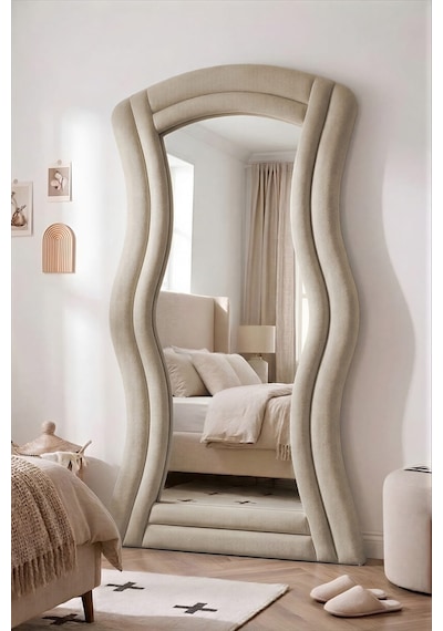 Lusso Krem Renk Kumaş Kaplamalı Dalgalı Kavisli Ayaklı Boy Aynası 182x87 Cm